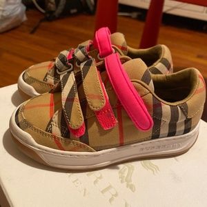 Burberry toddler girls sneakers